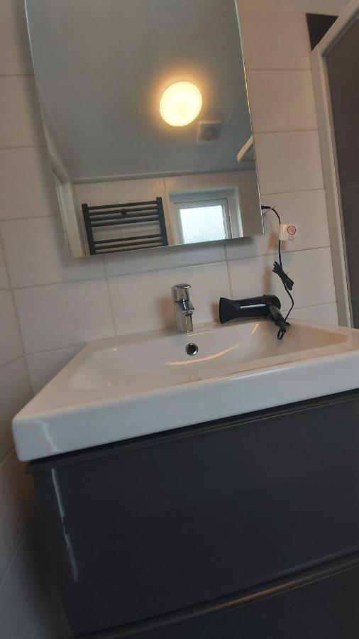 Ruim En Gezellig Chalet Voor 2 Personen Op De Veluwe Recreatiepark De Oude Driest بوتِنْ المظهر الخارجي الصورة