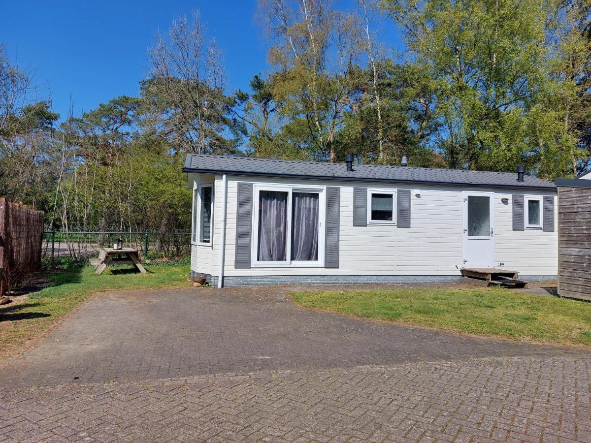 Ruim En Gezellig Chalet Voor 2 Personen Op De Veluwe Recreatiepark De Oude Driest بوتِنْ المظهر الخارجي الصورة
