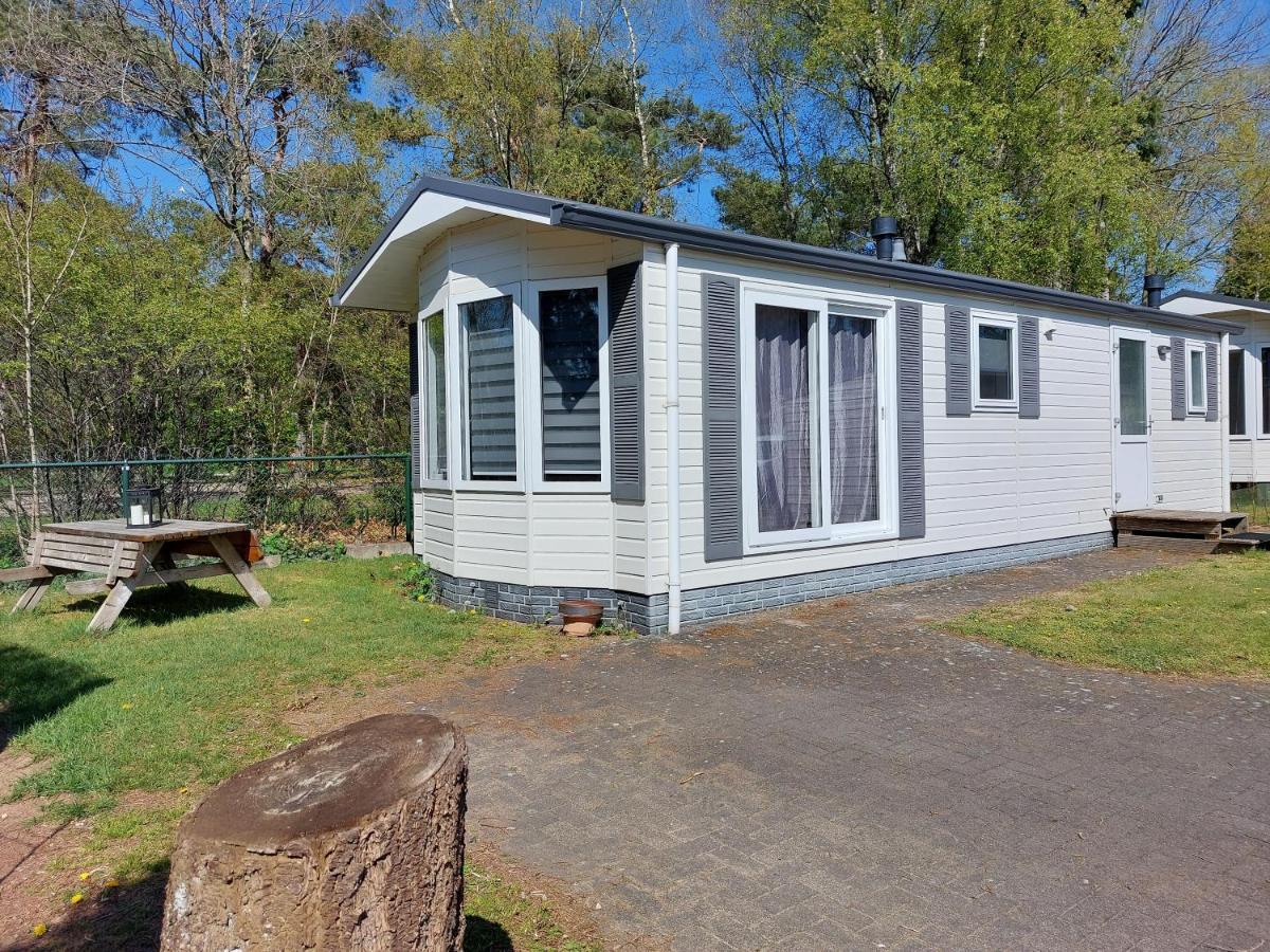 Ruim En Gezellig Chalet Voor 2 Personen Op De Veluwe Recreatiepark De Oude Driest بوتِنْ المظهر الخارجي الصورة